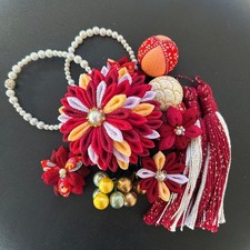 Kanzashi Kimono Japanese ornament with flower motif
