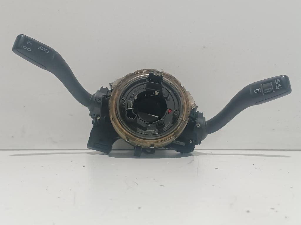 DEVIOLUCI PER AUDI A4 Avant (8E) 8E0953549S AVF (00>04)