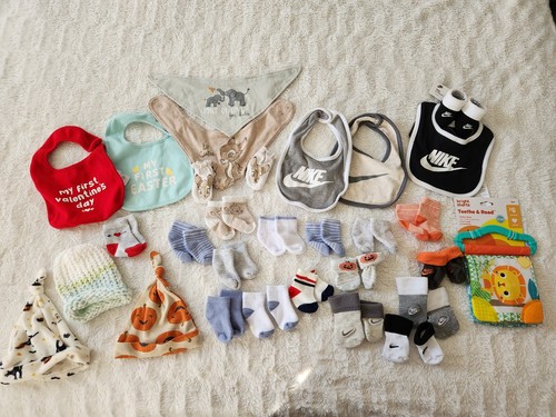 Mixed Baby Lot Infant 16 Socks 7 Bibs 3 Hats Nike Carters Teething Toy