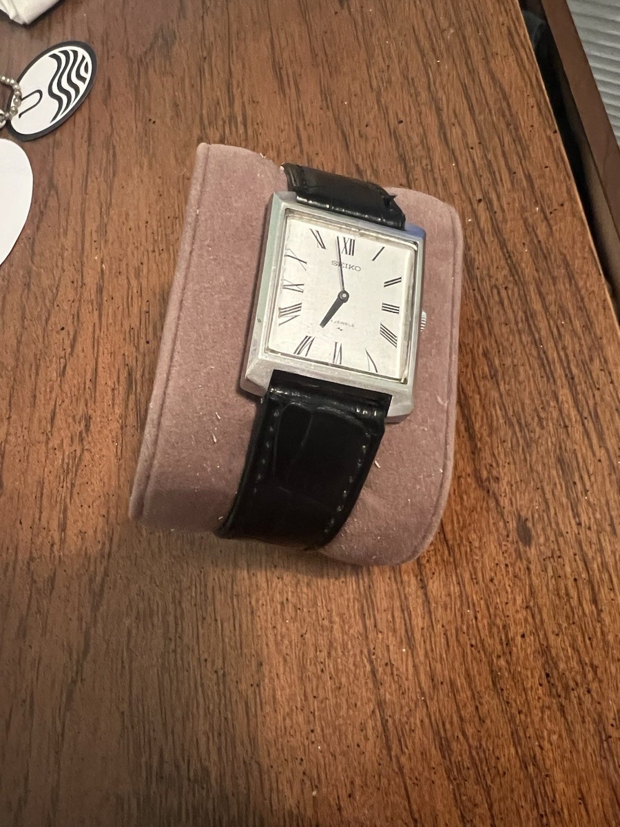 1975 SEIKO CHARIOT 八角形 手巻き時計 シルバー/ブラック 1975 SEIKO CHARIOT 八角形 手巻き時計 シルバー/ブラック