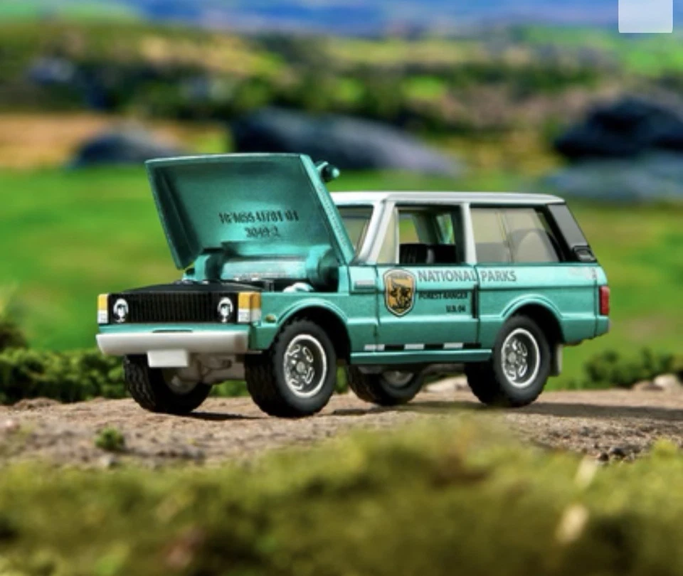 Matchbox Collector 1975 Range Rover National Parks 2025 Factory Packaging 1:64 - Image 2 of 4