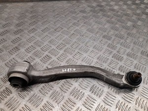 Mercedes-Benz E A207 2015 Vorne rechts Querlenker vorne 20446 Benzin ATV55975