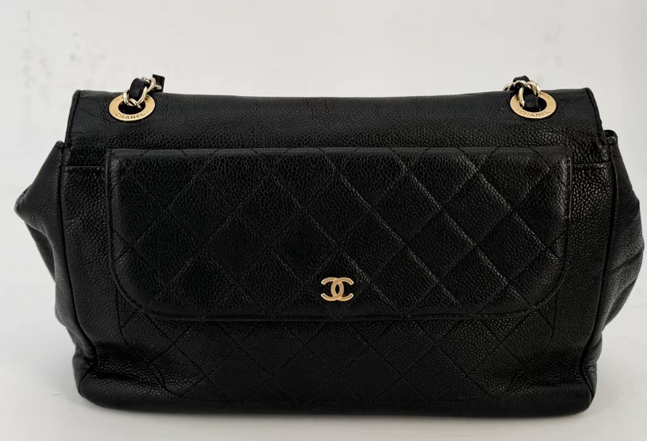 Authentic Rare Double Sided CHANEL Black Quilted Leather Women's Shoulder Bag image 3
