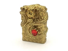 Gold Vintage-Style Dragon Embossed Metal Lighter 鎏金复古龙纹浮雕金属打火机