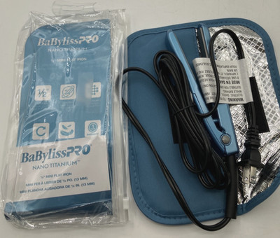 BaBylissPro Nano Titanium ½'' Mini Flat Iron 430 F°/220C° - 0.5 inch