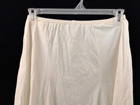 JC Penney vintage half slip size L lace trim 24" long elastic nylon antron