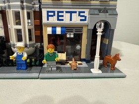 RETIRED LEGO Creator Expert Pet Shop 10218 -As Is Mostly Complete, No Box/Manual