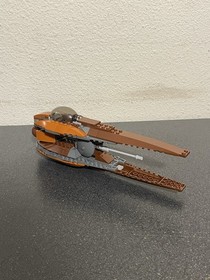 Lego 7959 Geonosian Starfighter- Complete w/ Minifigs