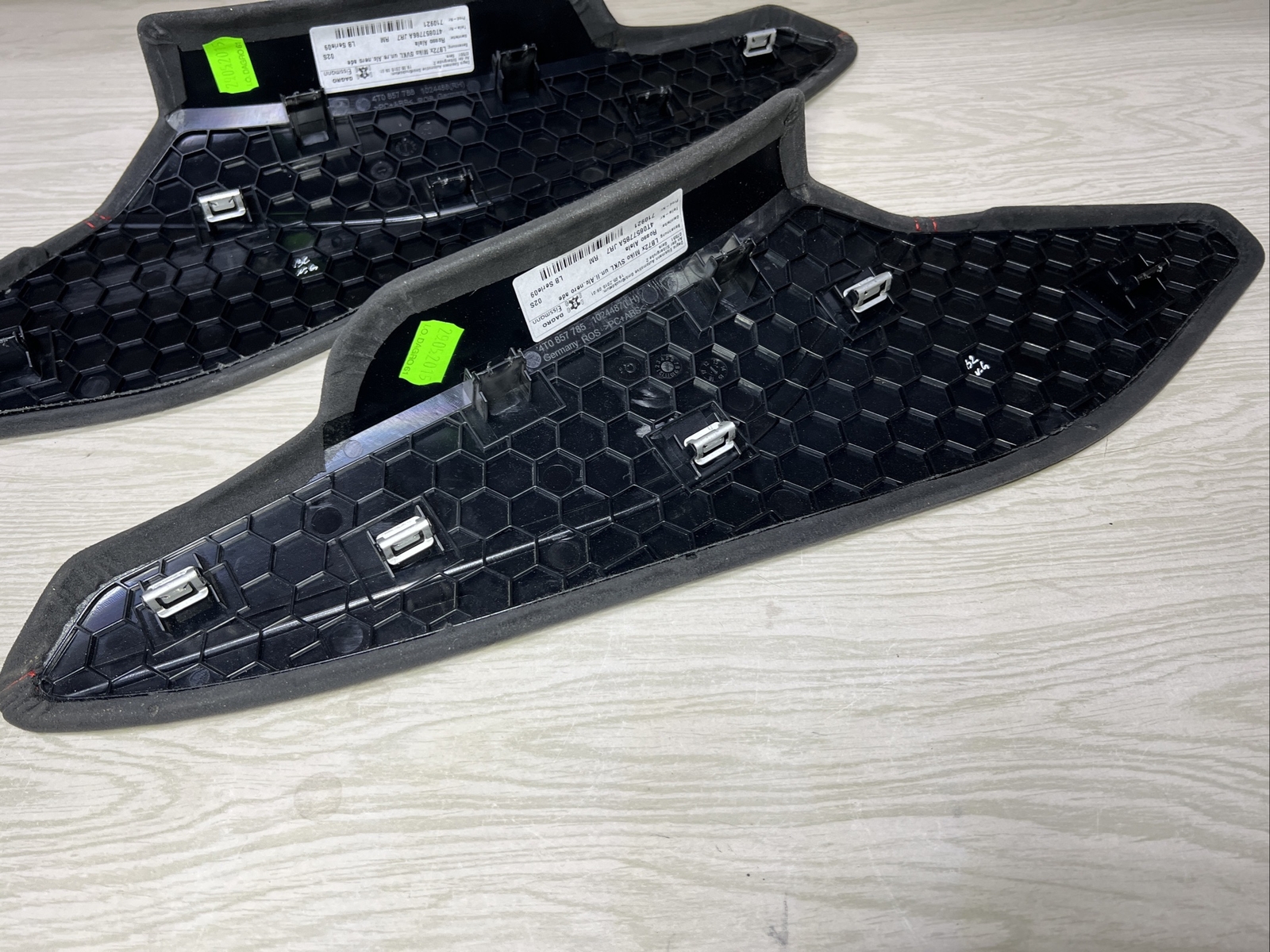 Lamborghini Huracan Console LH Left RH Right Side Panel Black/Red 4t0857785A