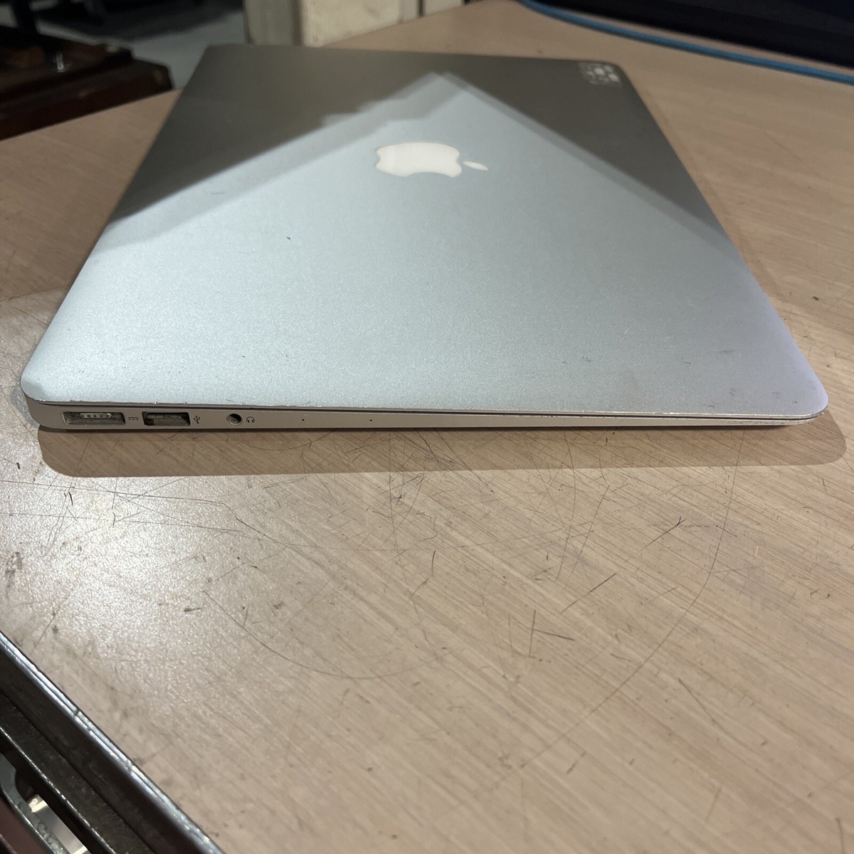 2015 APPLE MACBOOK AIR 13