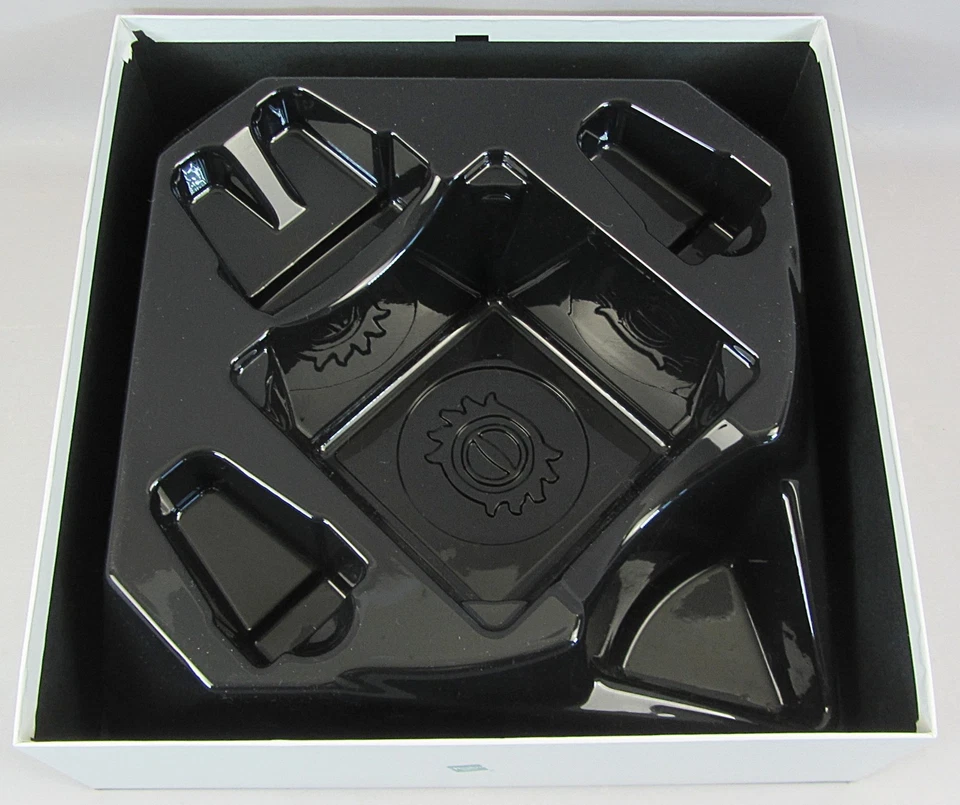 Trivial Pursuit The Lord of the Rings Movie Trilogy Collector's Edition 2003 - Image 4 of 4