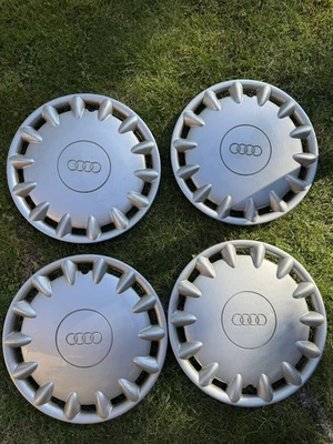 Original Audi Radkappen 15 Zoll 4 Stück Satz Radzierblende 8Dl 601147 PA66-M30 - Bild 1 von 4