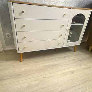 Weiße Kommode 4 Schubladen mit Glastür freistehend 112x40x70 cm