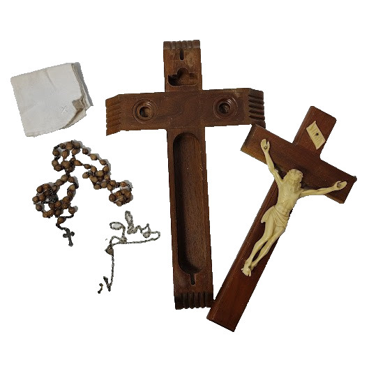 Wooden Cross Crucifix Opens 2 Rosaries White Cloth Shroud Rosary 12.75 Inch