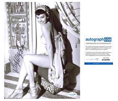 Sophia Loren ''Two Nights with Cleopatra'' AUTOGRAPH Signed 8x10 Photo ACOA