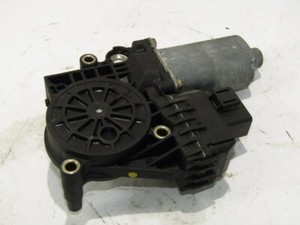 Audi A6 C5 Fensterhebermotor vorne Rechts window lifter front Right 0130821774