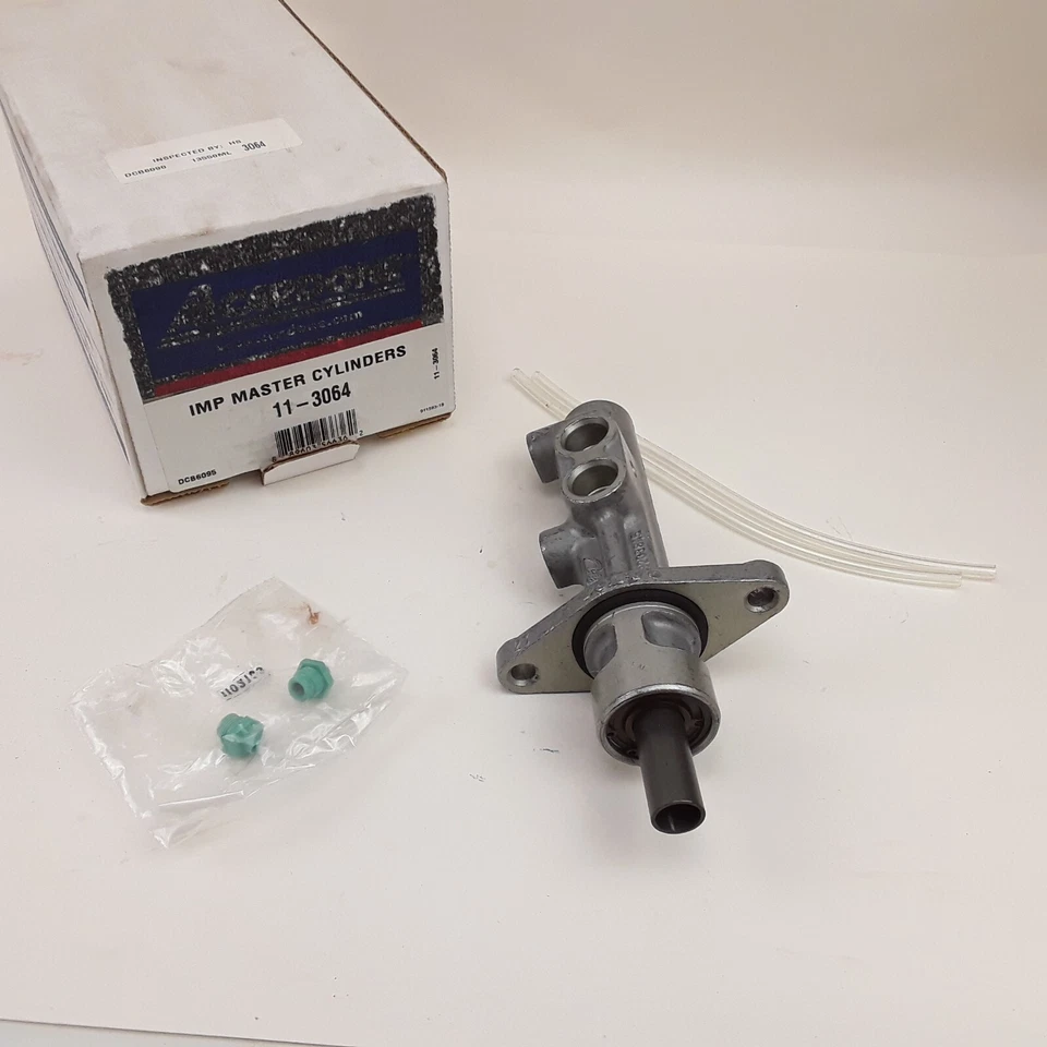 Cardone 11-3064 Brake Master Cylinder For 2000-2004 Volvo C70 , 1999-2000 V70 - Image 2 of 4