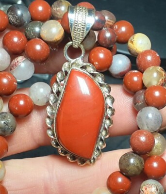  21'' GORGEOUS Jasper/Agate Bead Necklace w/ Red Jasper Pendant 