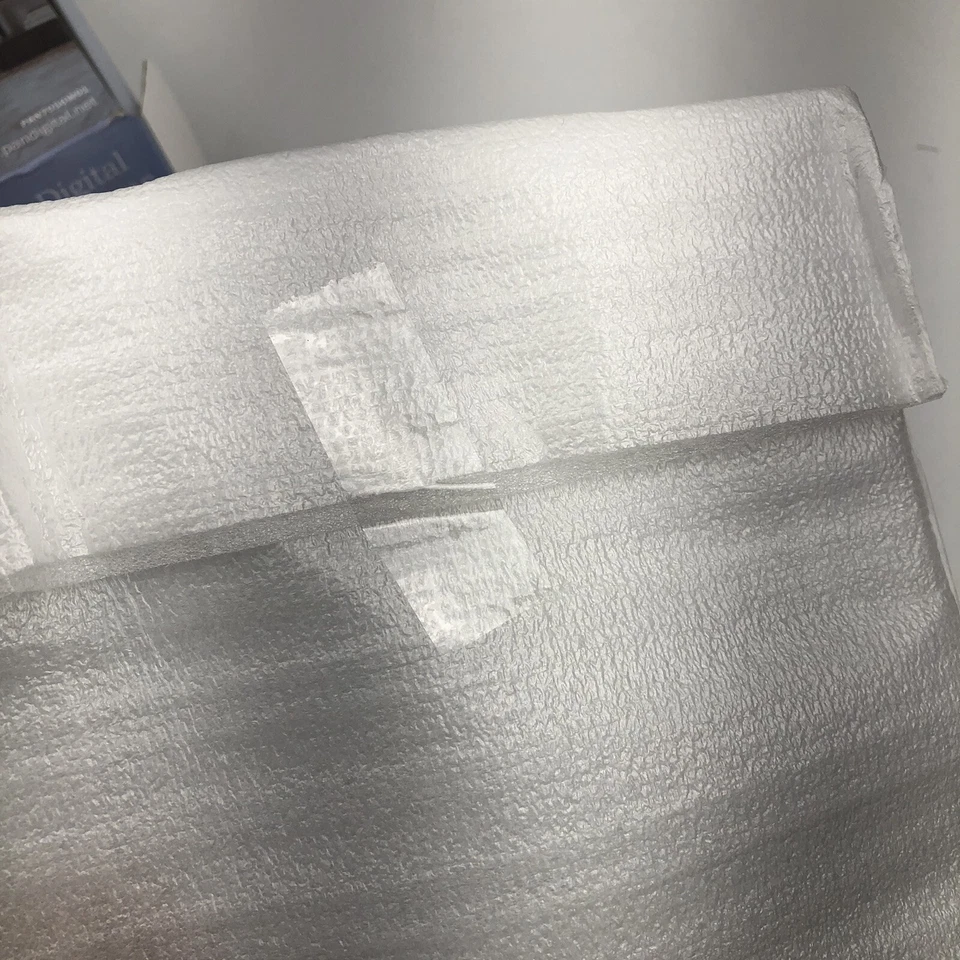 Pandigital Model PAN7056W01 - 7 Inch Digital Photo Frame 256MB - Open Box - Image 4 of 4