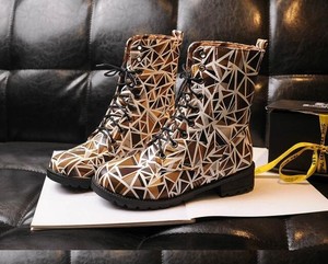 anfibi scarpe colorati