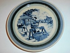 Delfter blauer handverzierter Wandaufsteller "The Clog maker"