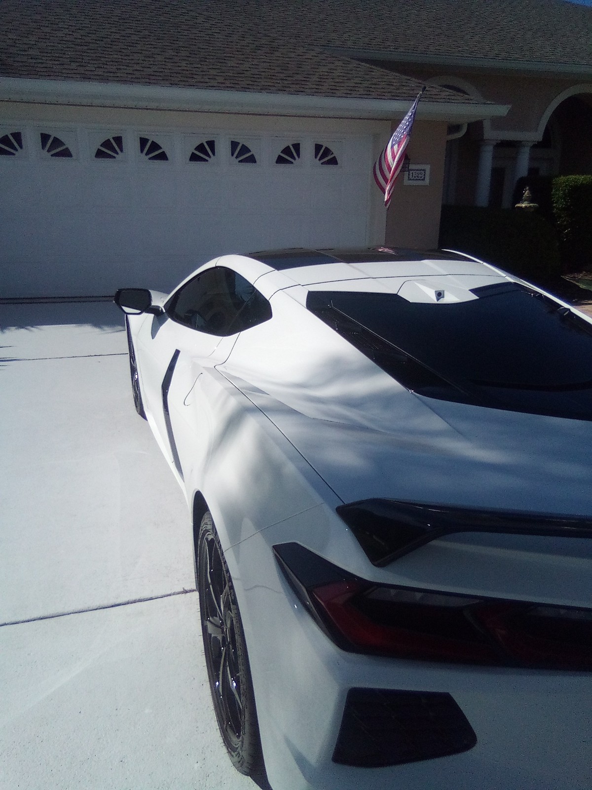 2020 White Chevrolet Corvette   | C8 Corvette Photo 8