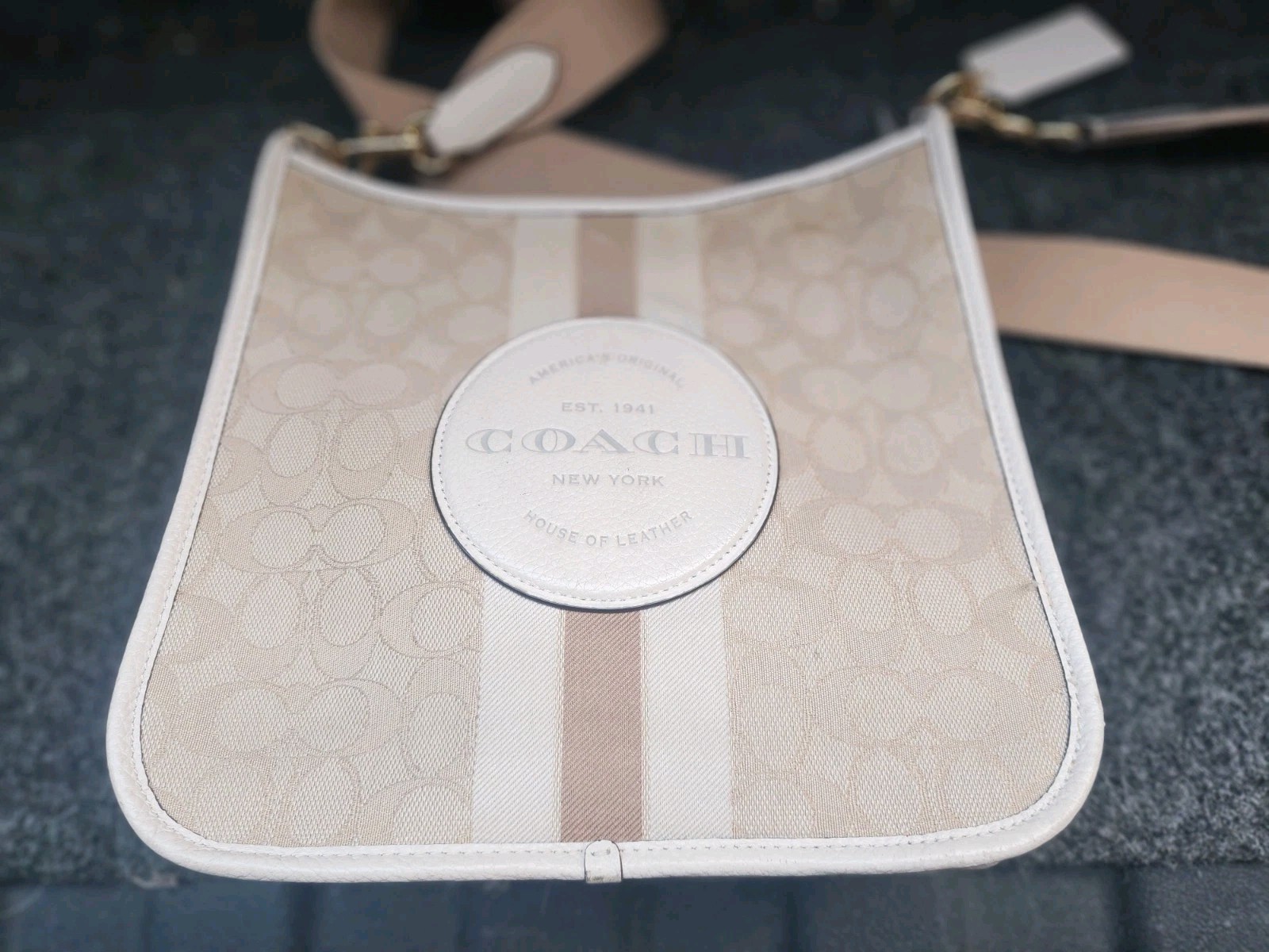 Coach Dempsey Carryall Tote Bag Purse