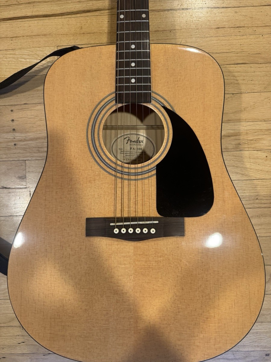 Fender FA-100 アコースティックギター 中古 Fender FA-100 Dreadnought Acoustic Guitar Six Strings + Guitar