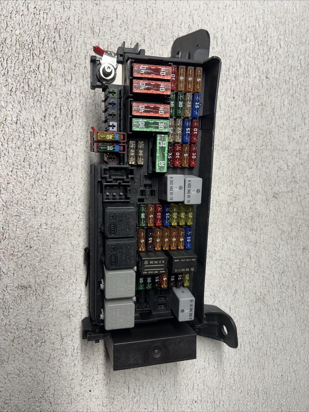 06-13 Mercedes W164 ML350 ML500 Rear SAM Fuse Relay Box Assembly 1645400272 OEM