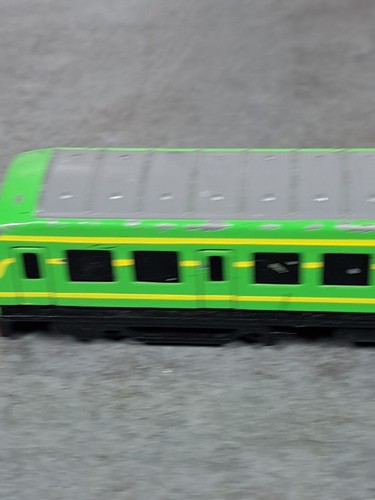 Daisy Diesel 1993 Ertl Diecast Thomas & Friends Railway Train VTG loose green - Picture 2 of 12