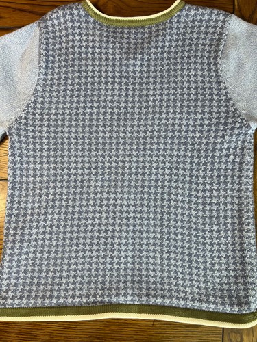 Hanna Andersson Blue Sweater with Green & White Contrast Boys Size 130 ( 8 ) - Picture 2 of 2