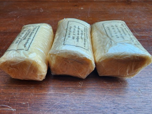 Lot of 3 Sterile Gauze Roll , vintage 1950s - Picture 2 of 4