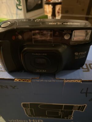 Fuji Discovery 185 Zoom Point Shoot 35mm Film Camera AF Drop in