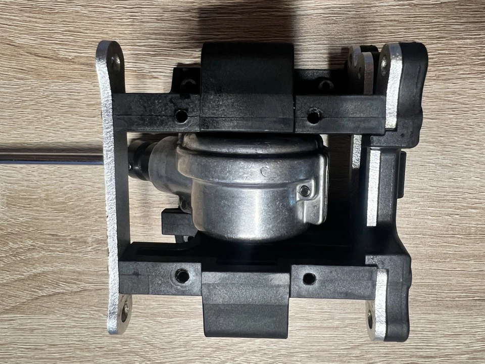 Losi Aftershock Front or Rear Differential Assembly W/ Bulkhead and Driveshaft - Image 3 of 4