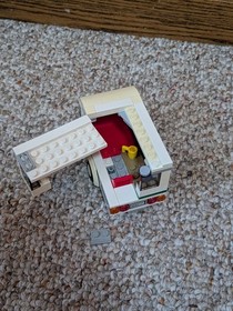 lego city van caravan 60117 (only camper) look at pictures pieces missing!
