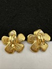 Vintage Carolina Herrera Purple Stone Gold Tone Flower Earrings Clip On — photo 3