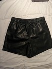 Z Supply Women's Black Shorts (Size L) Never Worn Excellent Condition — photo 1