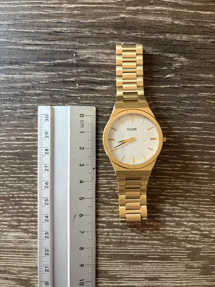 Reloj Cluse Vigoureux, Acero, Blanco, Color Oro Rosa PVP £120 - Batería Nueva - Imagen 3 de 4