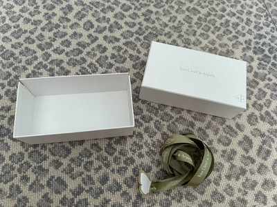 Authentic Van Cleef & Arpels Bracelet Box with Ribbon 