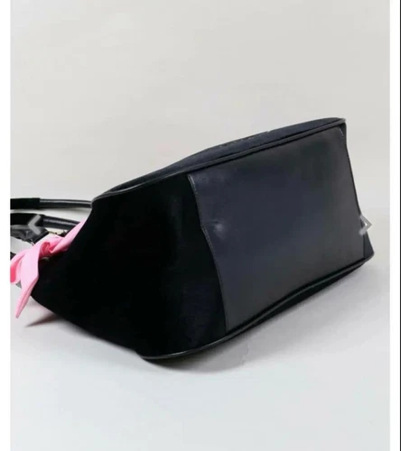 Hello Kitty x SPINNS Angel Little Devil Series Velour Bag Black New - Picture 4 of 4