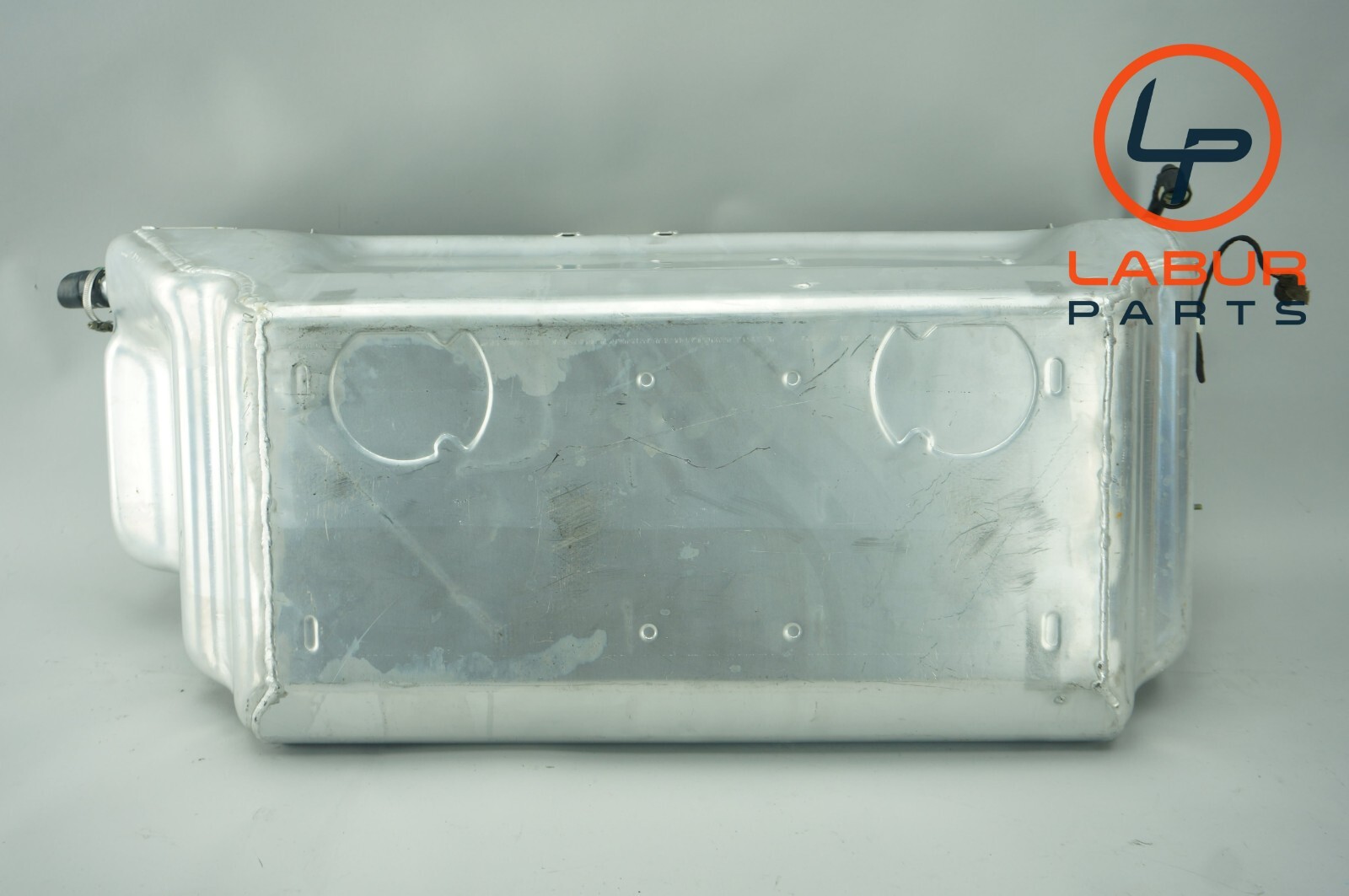 M139 06-13 Maserati Quattroporte Fuel Gas Tank Canister Reservoir Z4013
