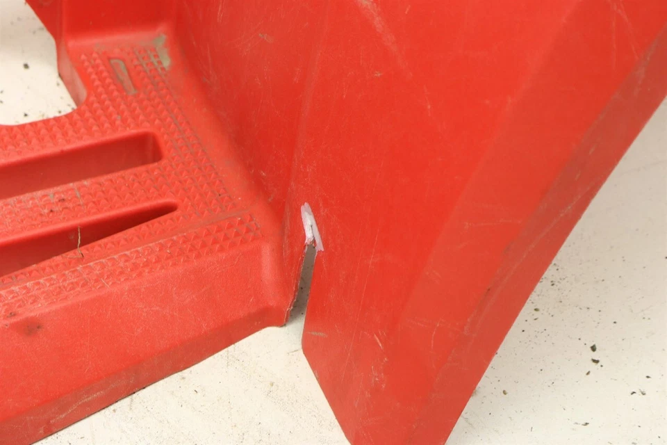 Espacio para pies derecho Can-Am Rally 175 03 705000515 24525 Foto 2 de 4