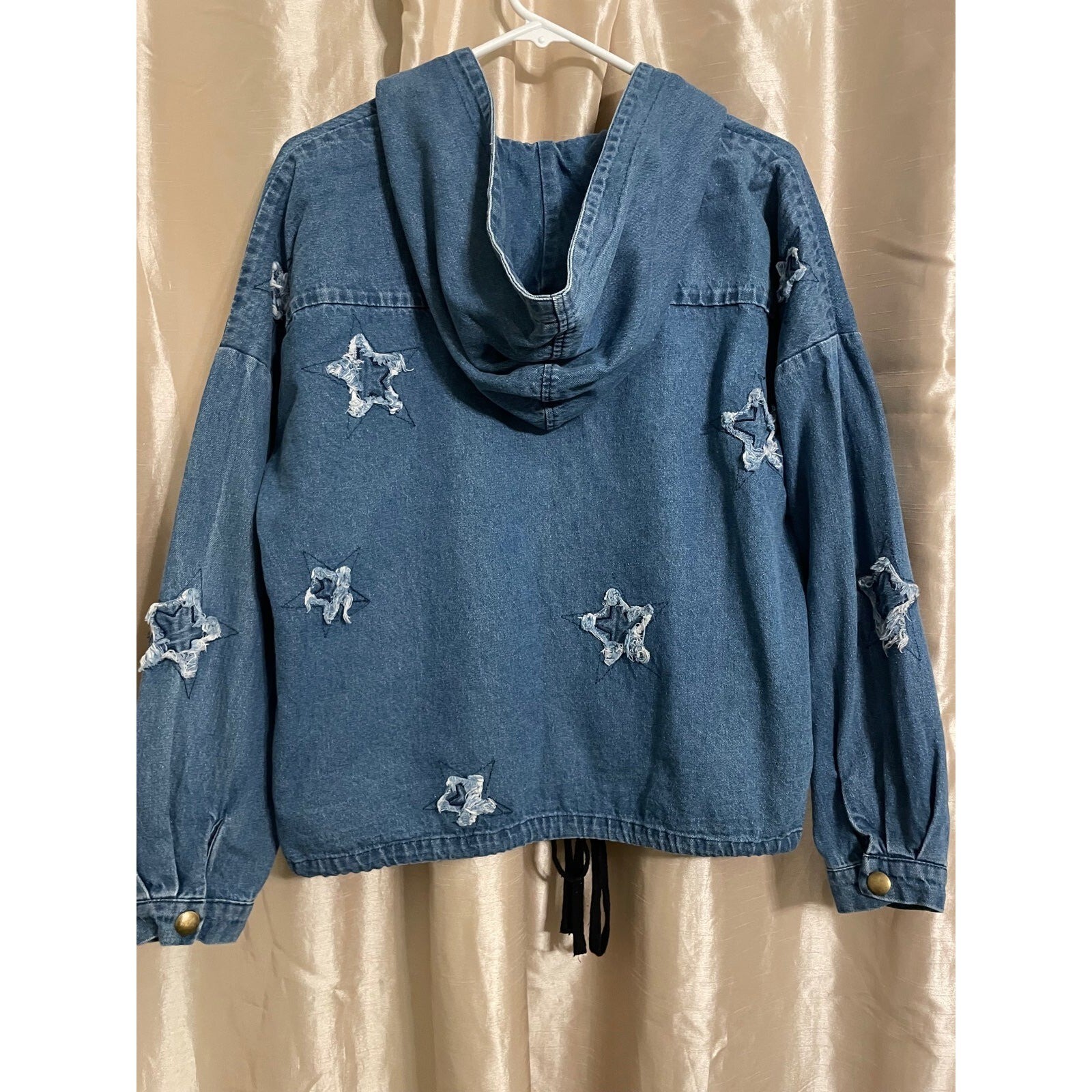 Anthropologie Paper crane distressed stars denim pull… Gem