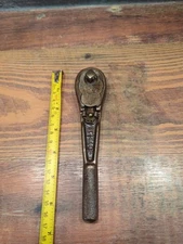 Vintage NONE BETTER B 40 Early Pear Head 3/8" Ratchet Socket Wrench USA Made 