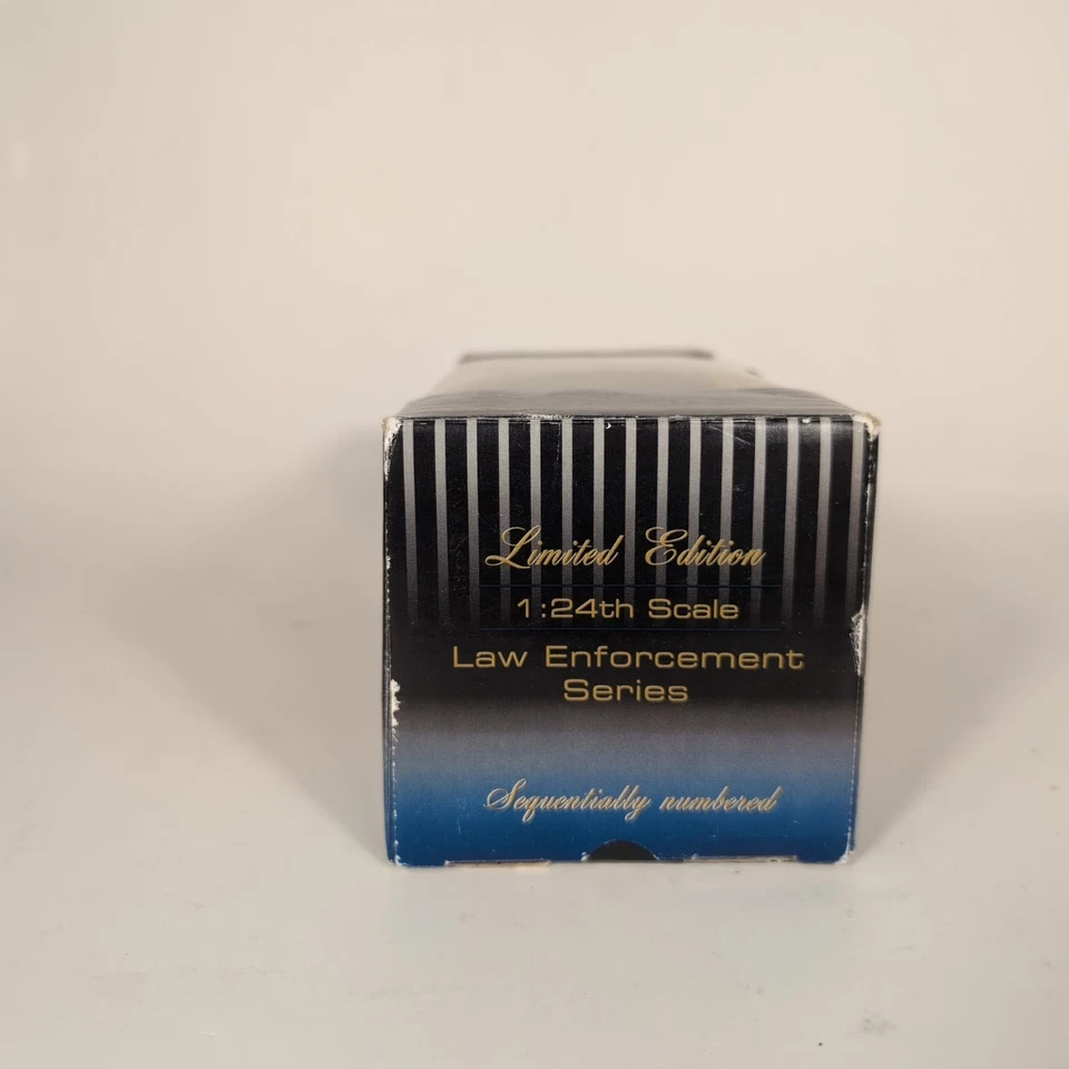 Chevrolet Idaho State Police 1955 Libery Classics 1:24 coche diecast en caja raro Foto 2 de 4