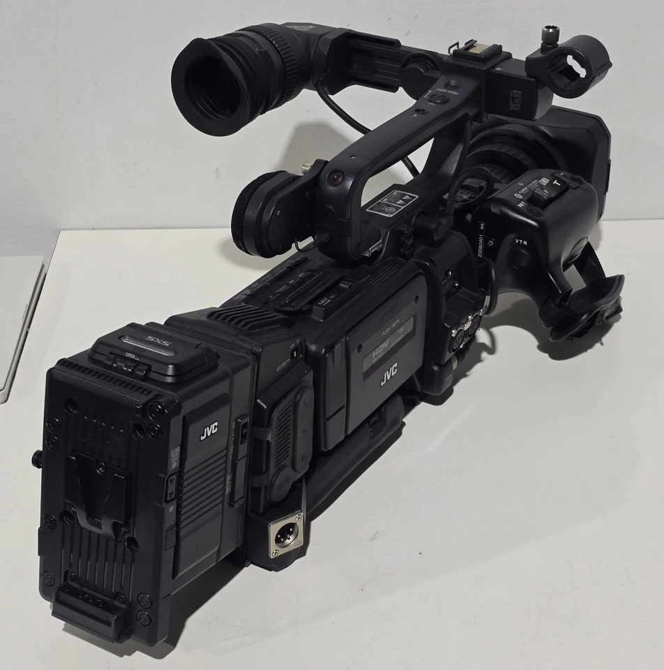 JVC ProHD GY-HD200U HDV 720p Video Camera with KA-MR100G SxS Recorder Low Hours - Image 3 of 4