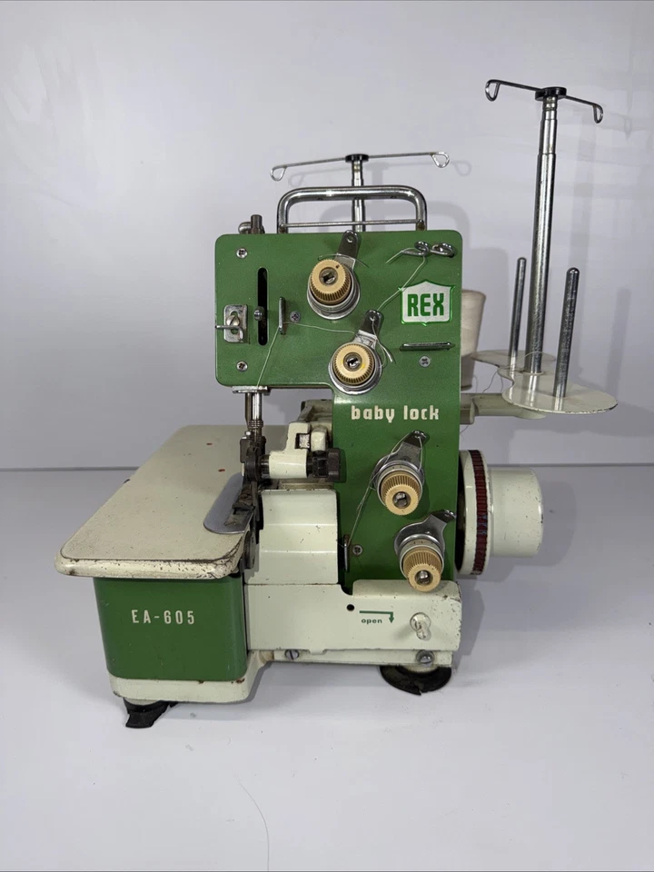 JUKI REX Baby Lock EA-605 Serger Overlocker - Probado y funcionando Foto 3 de 4