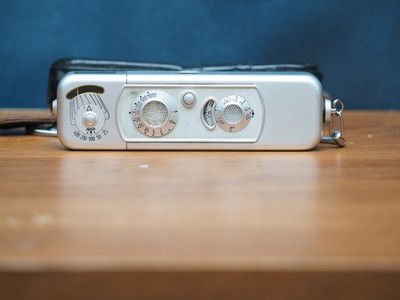 MINOX B, SILVER, WITH CASE AND CHAIN