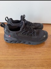 On Kids Black Cloudleap Sneakers Size 2.5 On Cloud Kid's Black Shoes