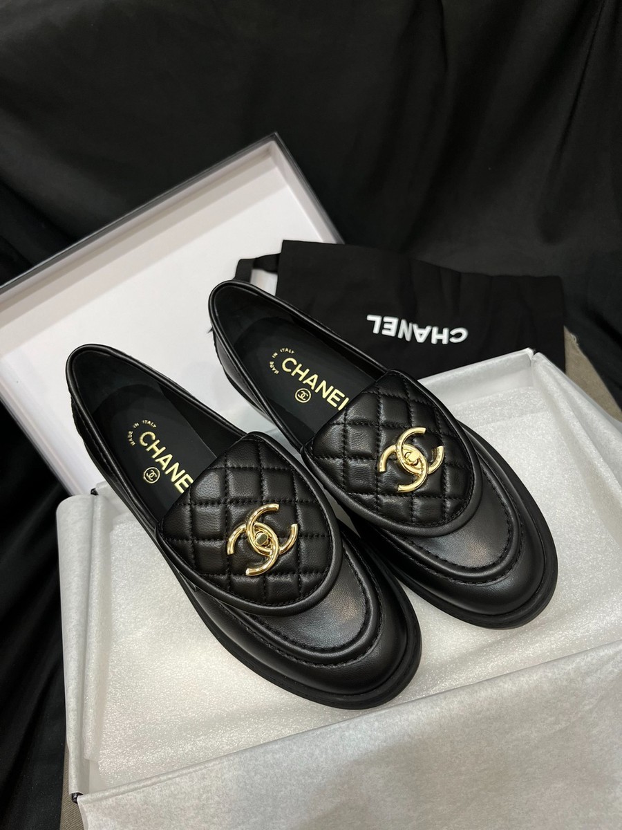 Chanel CC Loafer in Black Leather Size 38 US-8 | eBay